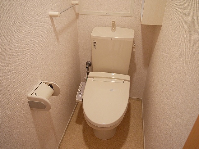 エレガンテのトイレ写真