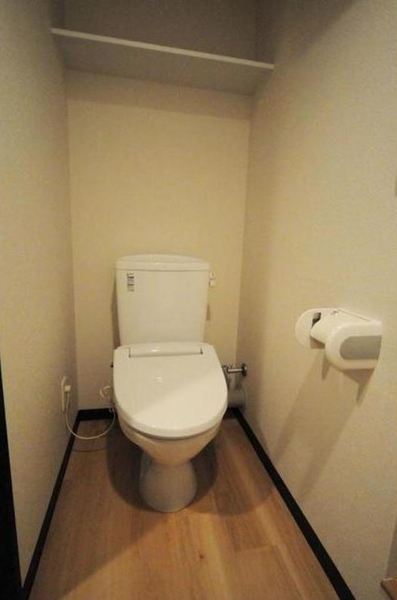 トイレ　※別部屋参考写真