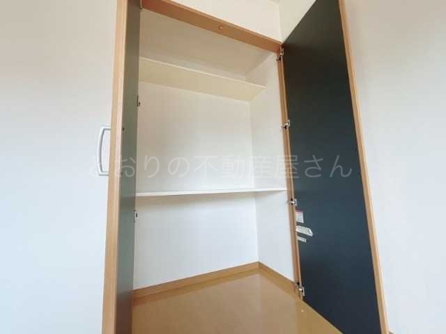 収納　クローゼット