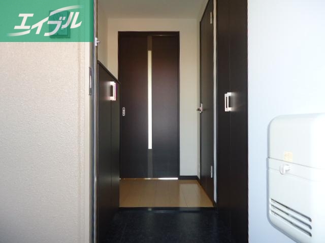 玄関　廊下