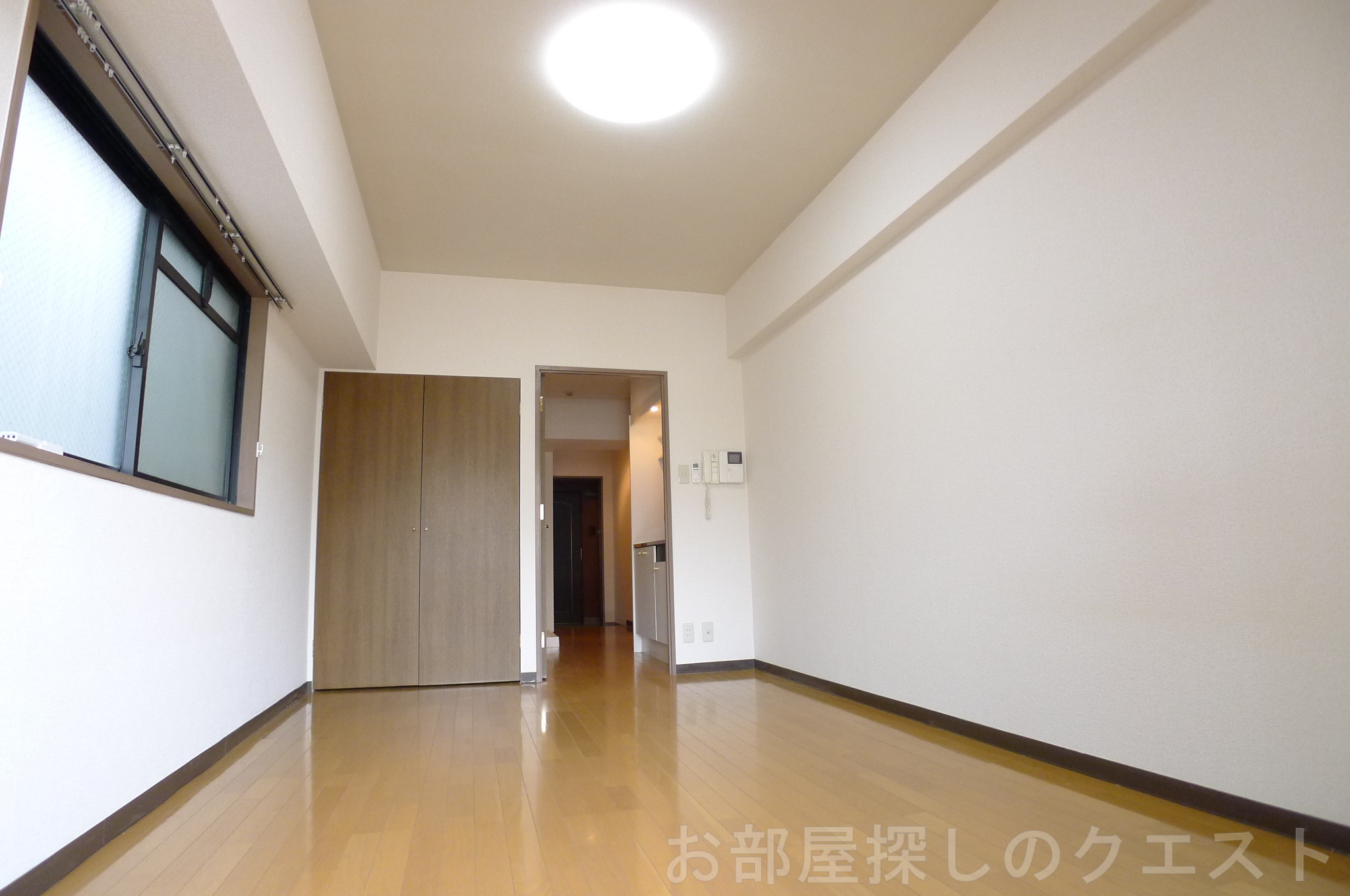 居室・リビング　（写真は同タイプ）