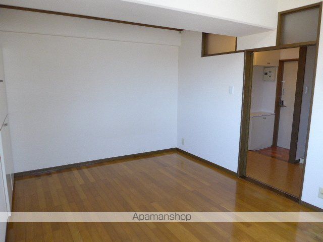 ＪＲ境線 富士見町駅 徒歩5分 9階建 築35年の居間写真
