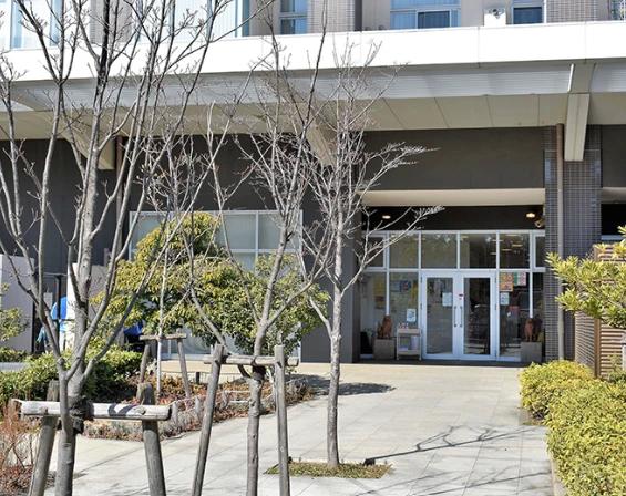 幼稚園・保育園　社会福祉法人ひまわり福祉会ひまわりキッズガーデン有明（幼稚園・保育園）まで551m