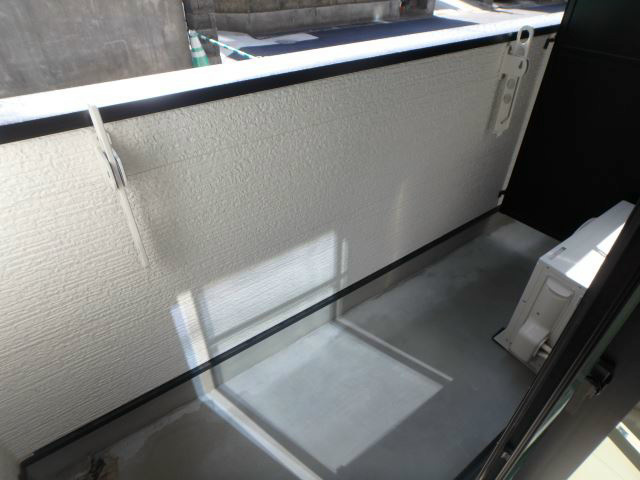 バルコニー　お洗濯にも便利なバルコニー付き