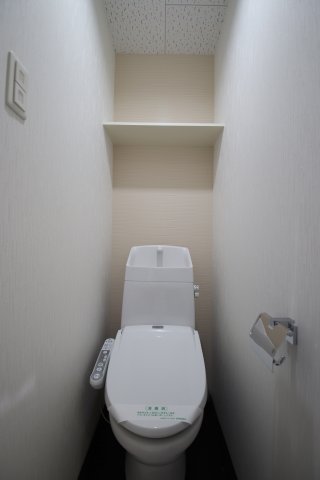 トイレ　落ち着いたトイレです