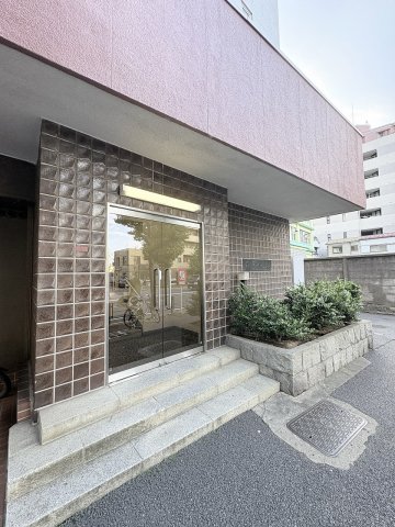 成宗マンションの外観写真