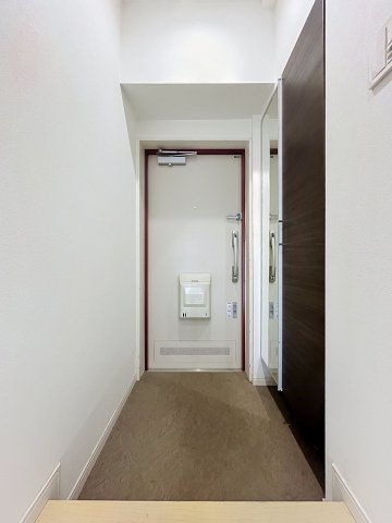 成宗マンションの玄関写真
