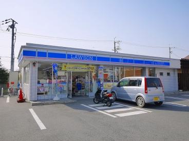 コンビニ　ローソン桜井川合店（コンビニ）まで621m