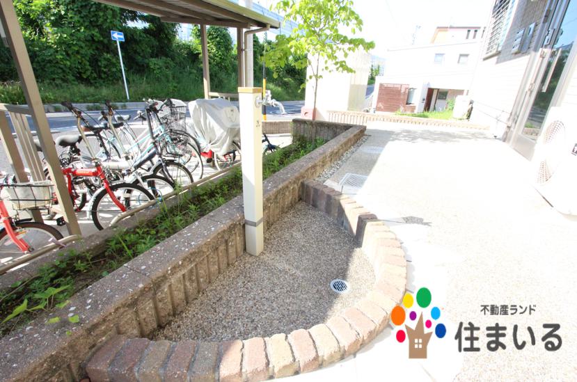 コンビニ　ローソン緑区滝ノ水店（コンビニ）まで646m