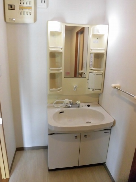 洗面設備　洗髪洗面化粧台