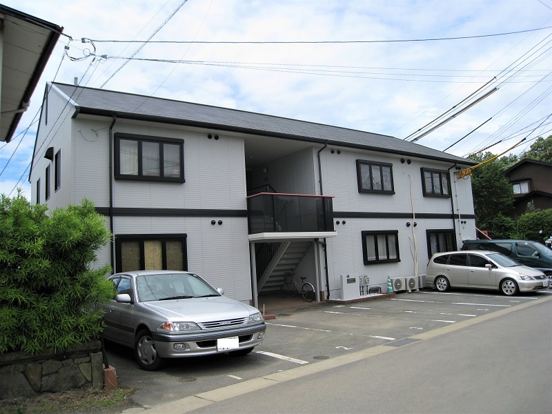 熊本市北区鶴羽田のアパートの建物外観