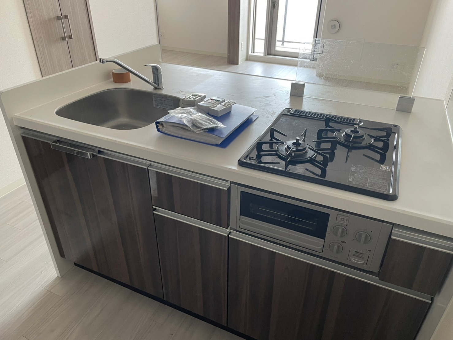 キッチン　※同建物別部屋
