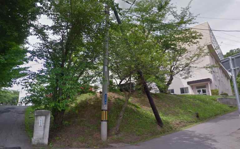 小学校　桜小学校（小学校）まで512m