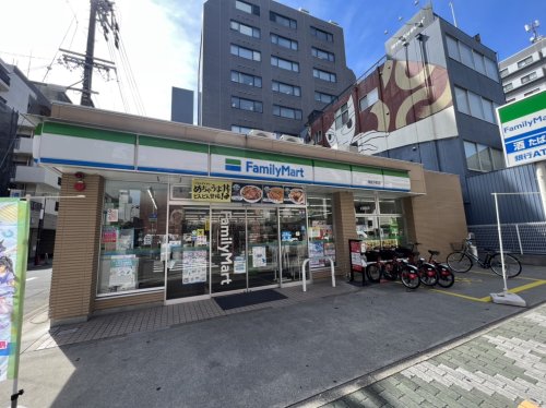 コンビニ　ファミリーマート 南武平町店（コンビニ）まで44m