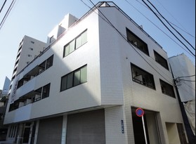 台東区北上野のマンションの建物外観