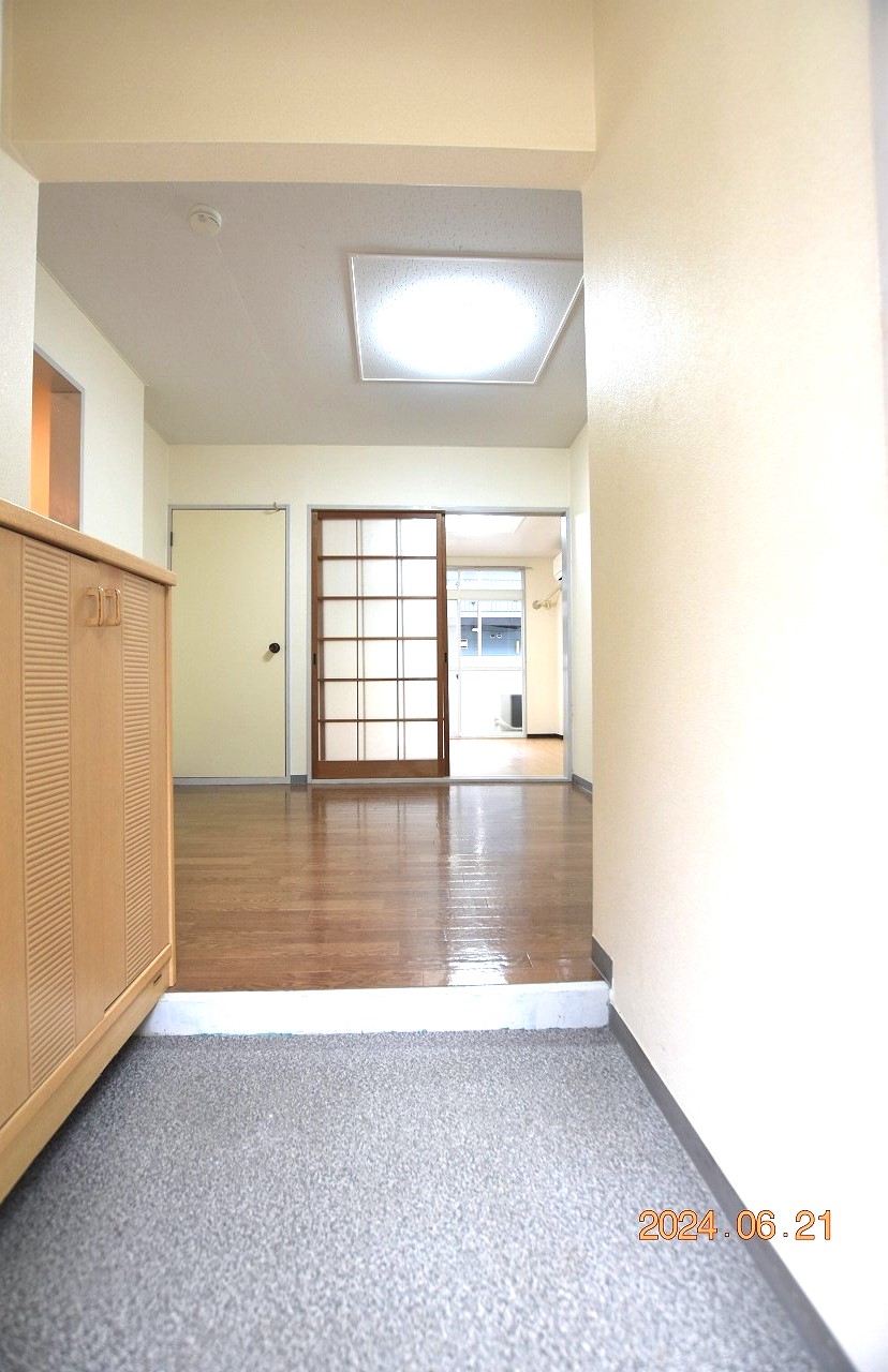 玄関　初期費用激得7万円★ユメウル不動産★リフォーム予定部屋★