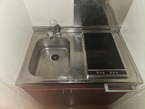 キッチン　備品や設備仕様は号室等により異なります。現地をご確認下さい。