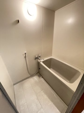 バス・シャワールーム　きれいなお風呂です