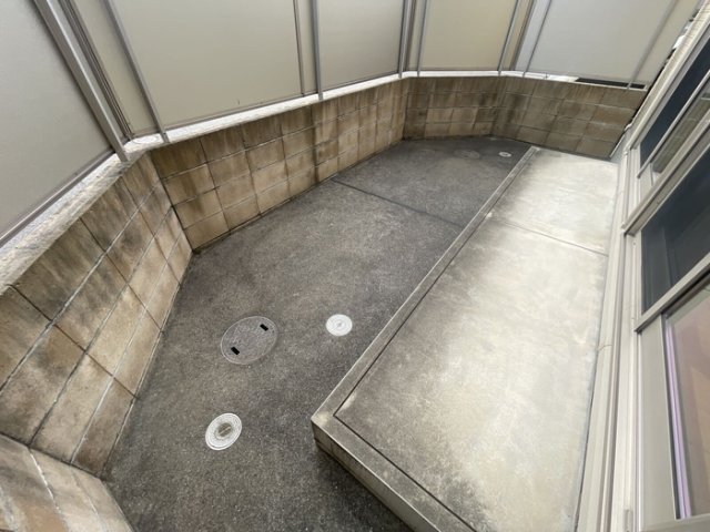 バルコニー　専用庭