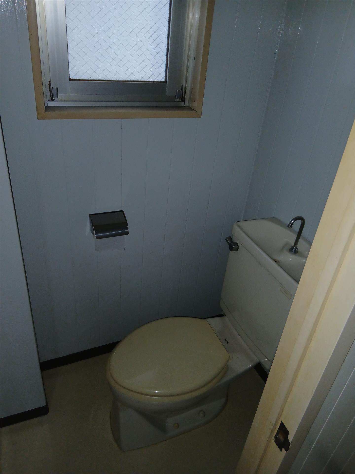 坂上マンションのトイレ写真