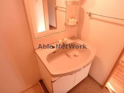 洗面設備　同型タイプ303