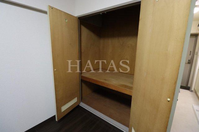 収納　同物件別部屋の写真になります。