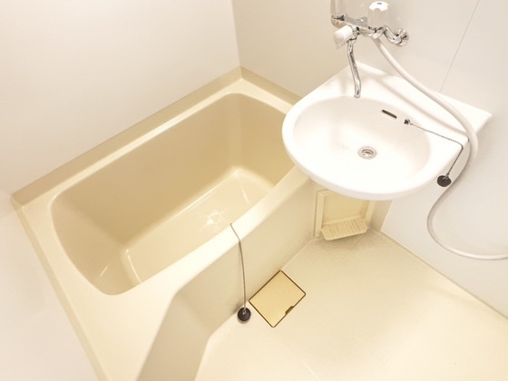 バス・シャワールーム　バス