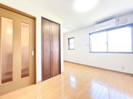 居室・リビング　リビング