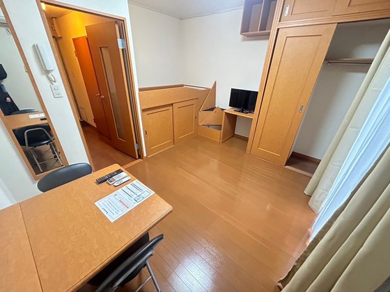 居室・リビング　※別部屋の写真です