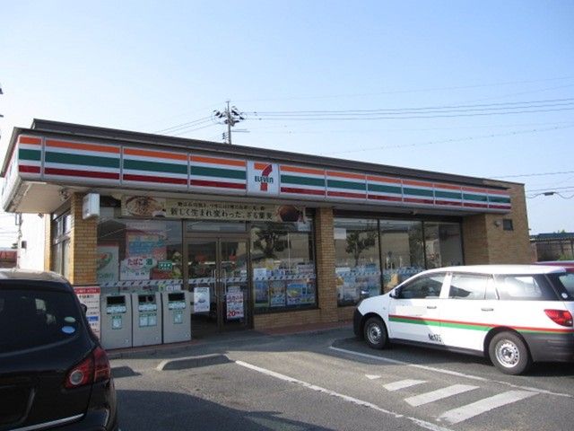 コンビニ　セブンイレブン真備川辺店（コンビニ）まで1500m