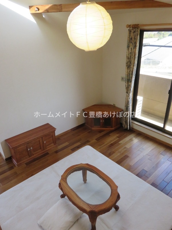 居室・リビング　同型別部屋写真