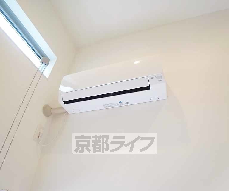 その他設備　エアコン１基付きです。