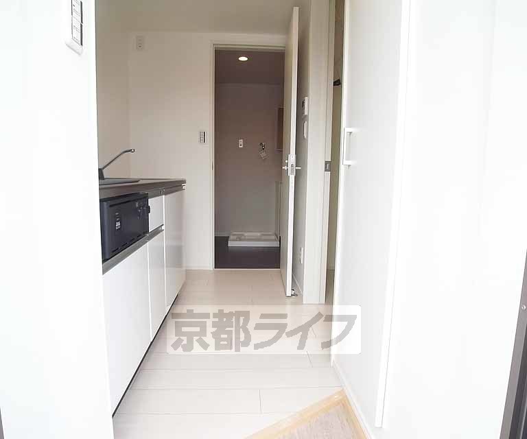 その他部屋・スペース　きれいな廊下です。