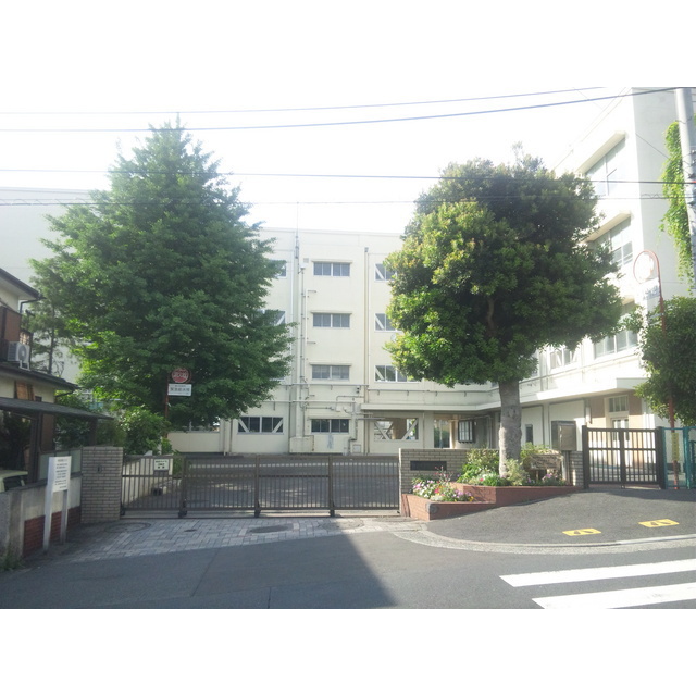 小学校　奈良小学校（小学校）まで320m