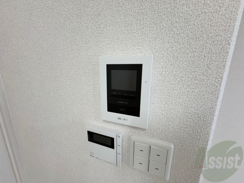 セキュリティ　ＴＶモニター付インターホンです。来客者の顔が見えるので安心！
