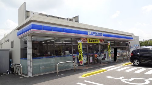 コンビニ　ローソン 岡崎蓑川新町店（コンビニ）まで1052m