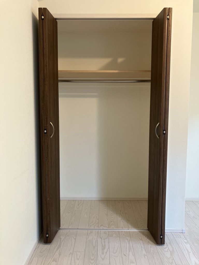 収納　各部屋クローゼット有