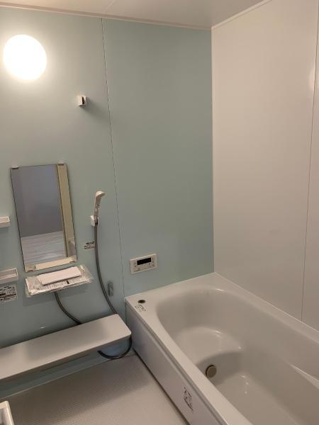 バス・シャワールーム　室内