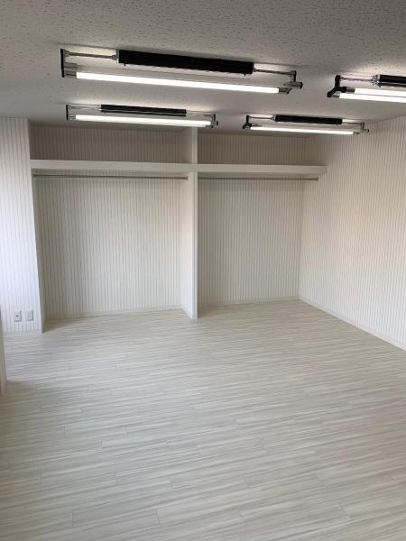 居室・リビング　室内