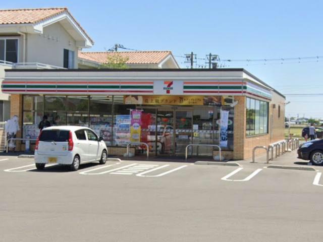 コンビニ　セブンイレブン藍住新居須店（コンビニ）まで811m