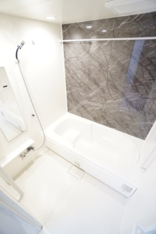バス・シャワールーム　※同タイプの写真です。