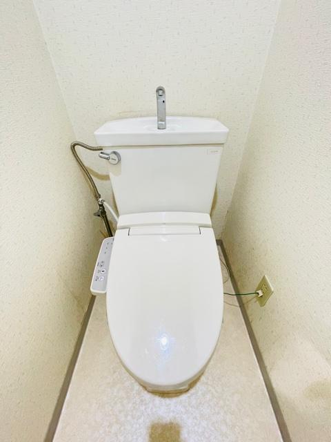 トイレ　※別室の写真です。