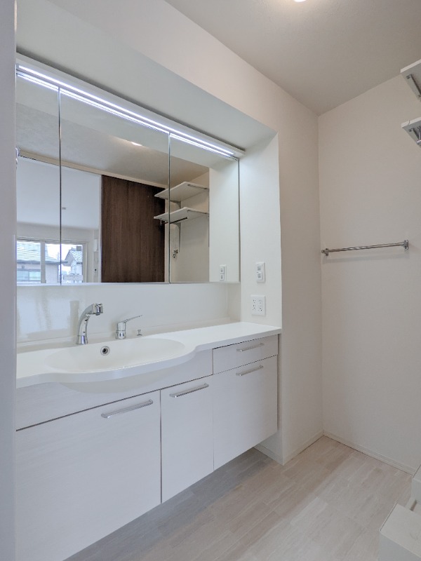 洗面設備　図面と現状に相違がある場合には現状を優先