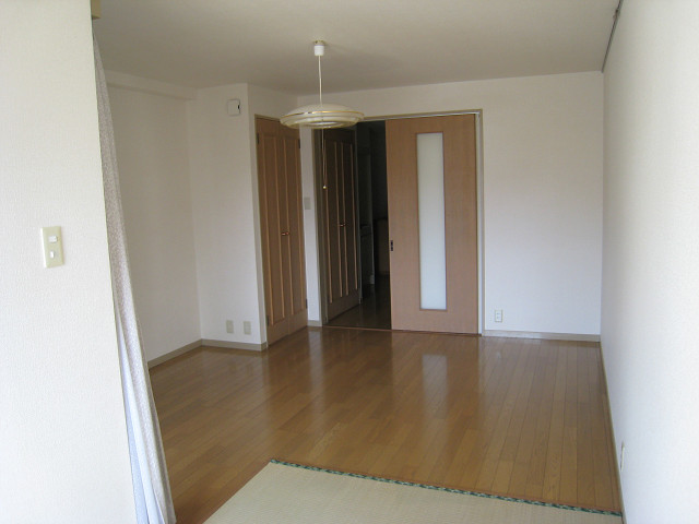 居室・リビング　リビング