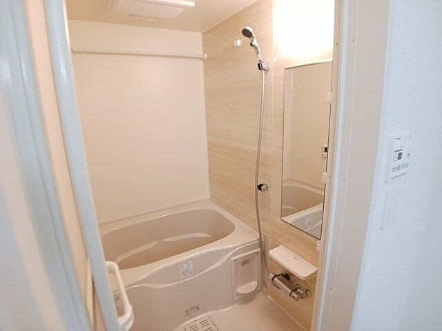 バス・シャワールーム　同型参考画像