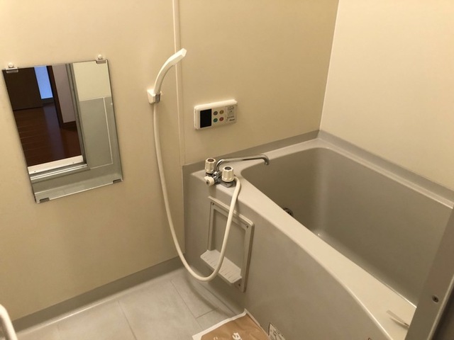 バス・シャワールーム　浴室