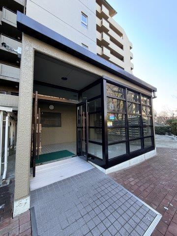 エントランス　エントランス