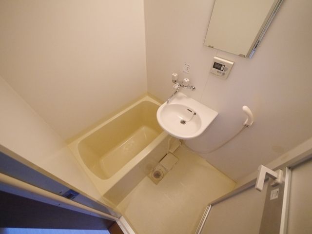 バス・シャワールーム　★お部屋探しは株式会社タウンハウジング東京まで★