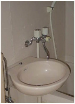 その他　洗面台です