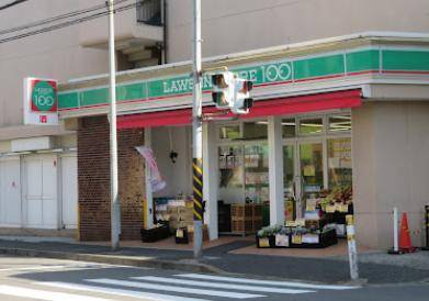 コンビニ　ローソンストア１００蒔田店（コンビニ）まで101m